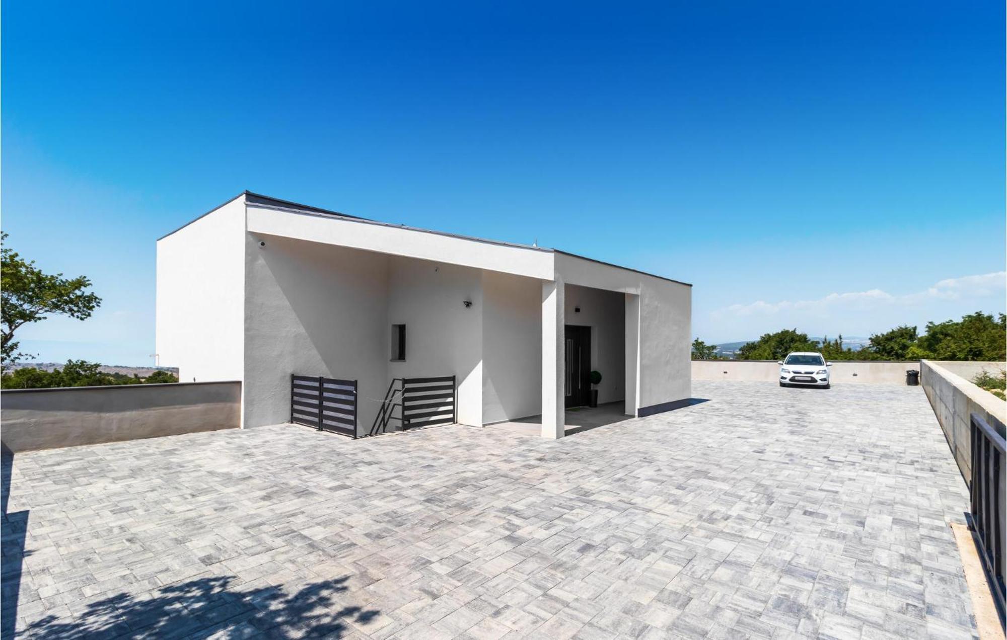 Pet Friendly Home In Smrika With Kitchen Exterior photo